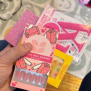 Red Aspen Pink Acrylic Nail Dashes Set